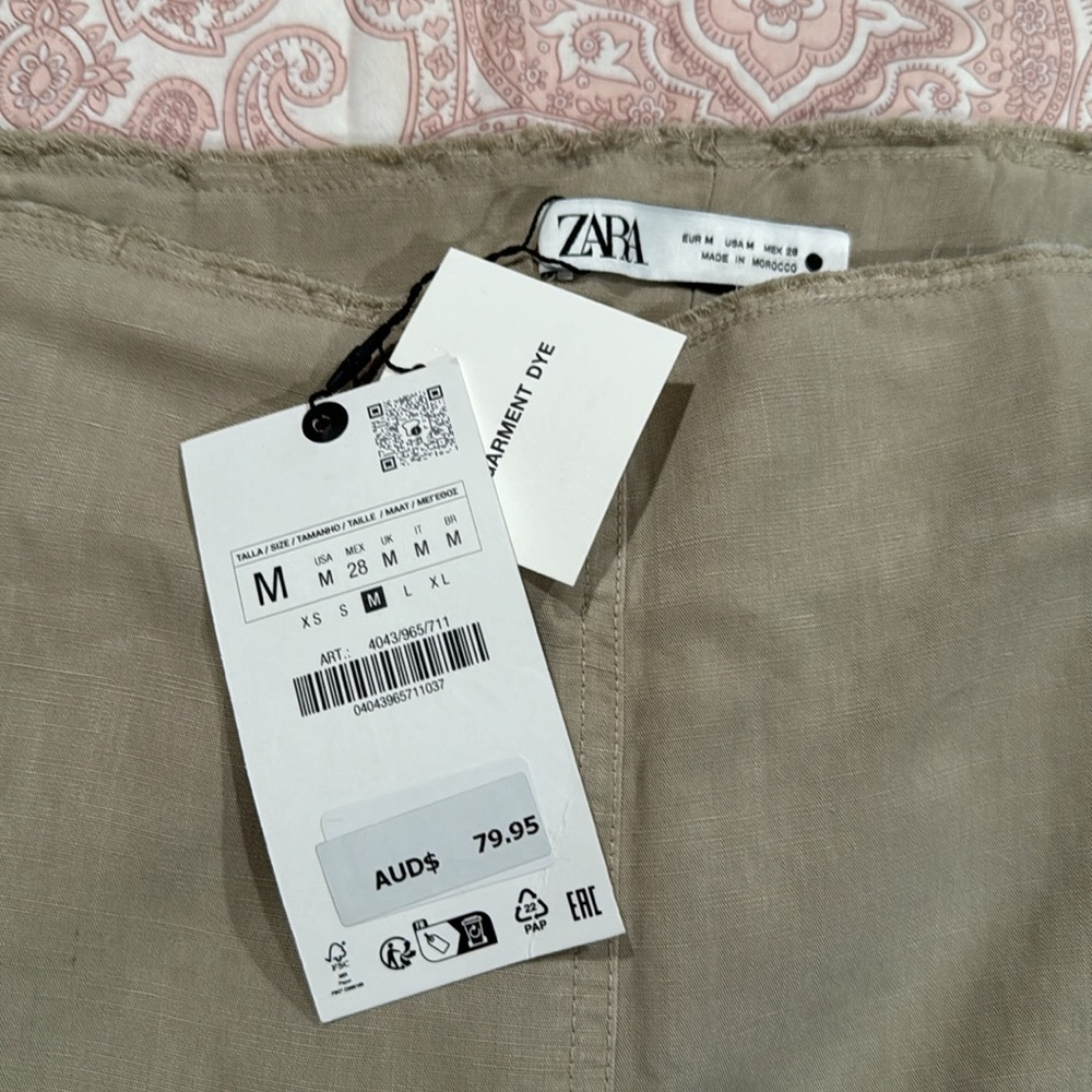 Women’s Zara linen skirt. NWT Sz Med.